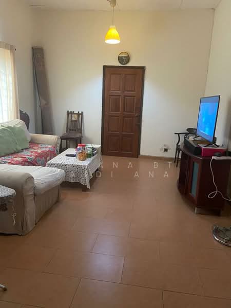 Kampung Tunku untuk Untuk Dijual - RM 2,980,000, Mac 2026 - Living Room - PropertyGuru.com.my