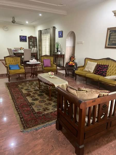 Kampung Tunku untuk Untuk Dijual - RM 2,980,000, Mac 2026 - Living Room - PropertyGuru.com.my