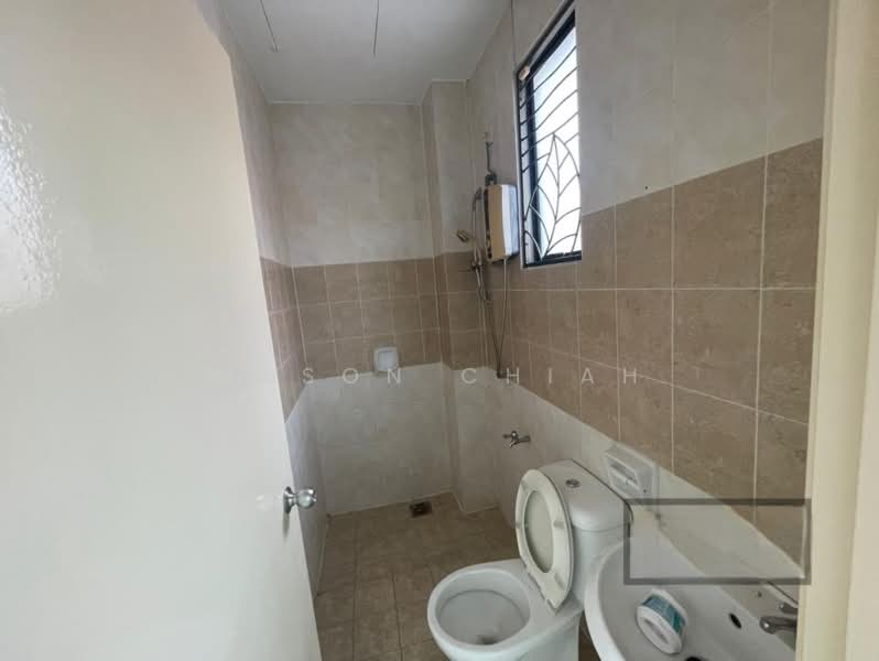 2-storey Terraced House for Sale in Bandar Bukit Tinggi 2 (Klang) - Mason Chiah - Bathroom - PropertyGuru.com.my