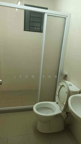Service Residence for Sale at OUG Parklane - Leon Fang - Bathroom - PropertyGuru.com.my