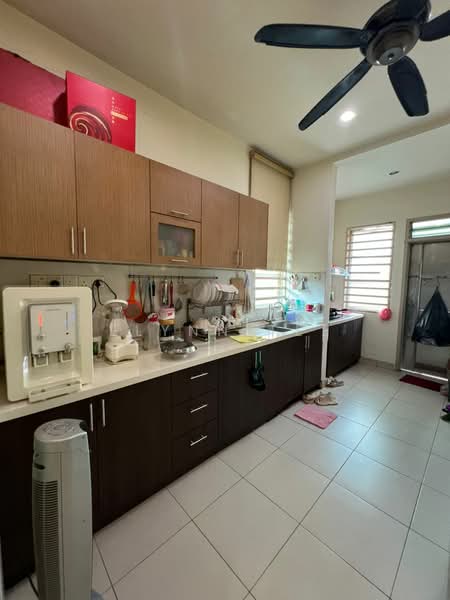 Taman Kota Permai untuk Untuk Dijual - RM 798,000, Apr 2026 - Kitchen - PropertyGuru.com.my