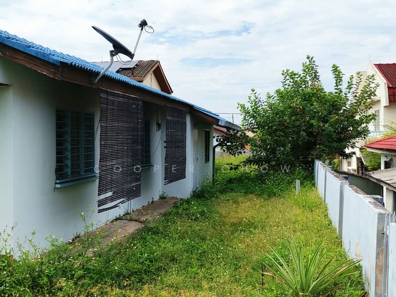 Rumah Berkembar untuk Dijual di SS1 (Petaling Jaya) - Cooper Chow - Exterior - PropertyGuru.com.my