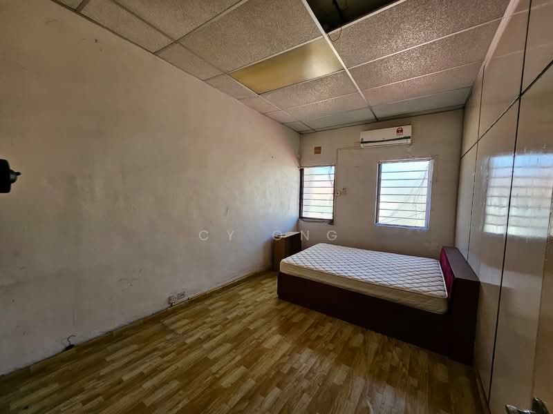 Greenlane untuk Untuk Disewa - RM 3,800 /bulan, Mac 2026 - Bedroom - PropertyGuru.com.my