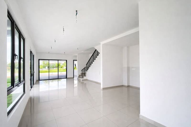 2-storey Terraced House for Sale in Sepang (Selangor) - Zaidi Idris - Living Room - PropertyGuru.com.my
