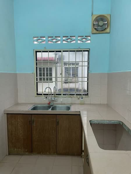 2-storey Terraced House for Sale in Taman Kasawari (Simpang Ampat) - LM Tan - Kitchen - PropertyGuru.com.my