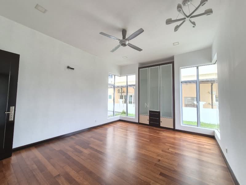 Bungalow for Sale in Bukit Rimau (Shah Alam) - SC Tan - Bedroom - PropertyGuru.com.my