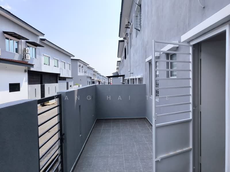 Bandar Springhill untuk Untuk Disewa - RM 1,500 /bulan, Apr 2026 - Exterior - PropertyGuru.com.my