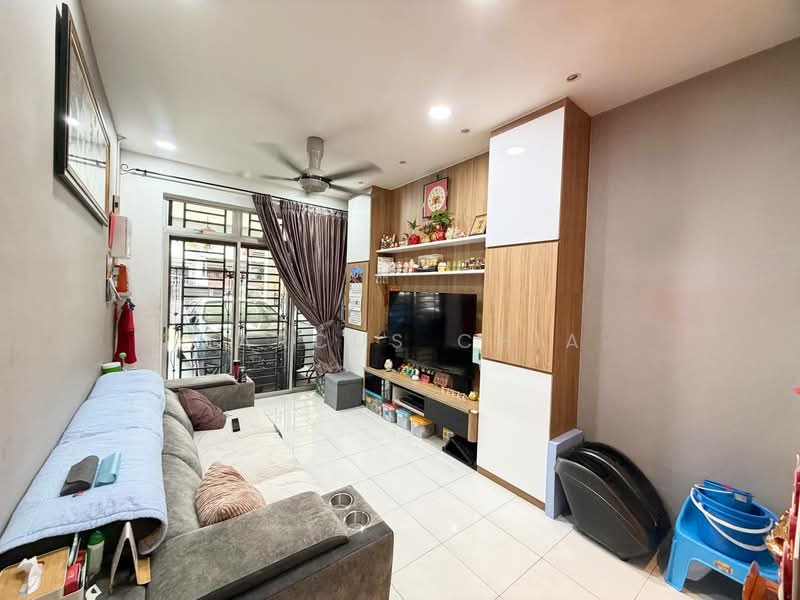 1-storey Terraced House for Sale in Taman JP Perdana (Johor Bahru) - Marcus Chia - Living Room - PropertyGuru.com.my