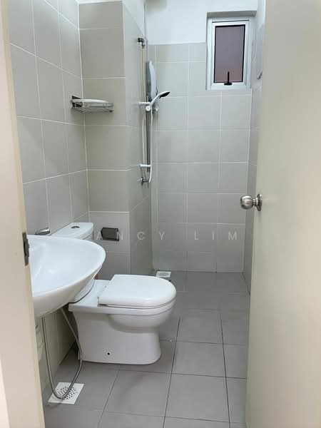 Residensi Seri Wahyu untuk Untuk Disewa - RM 1,350 /bulan, Mac 2026 - Bathroom - PropertyGuru.com.my