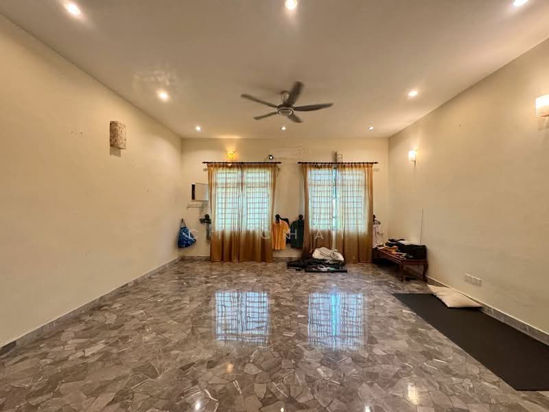 Bungalow for Sale in Pulau Tikus (George Town) - CT CHAI - Living Room - PropertyGuru.com.my