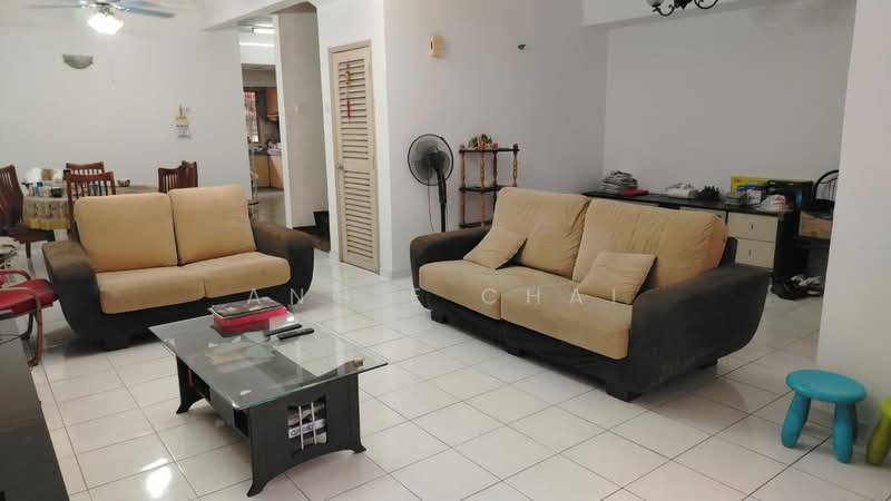 2-storey Terraced House for Sale in Sunway Damansara (Kota Damansara) - Angie Chai - Living Room - PropertyGuru.com.my