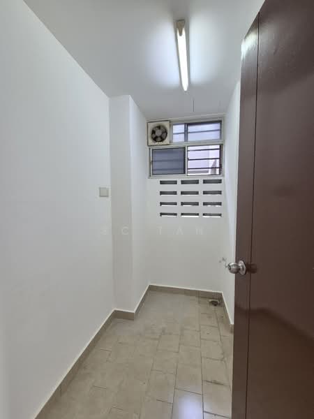 Lagoon Suites untuk Untuk Disewa - RM 1,200 /bulan, Mac 2026 - Interior - PropertyGuru.com.my