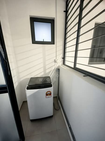 Savvy @ Riana Dutamas untuk Untuk Disewa - RM 2,199 /bulan, Mac 2026 - Balcony - PropertyGuru.com.my