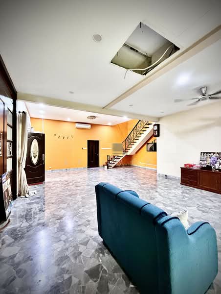 Bungalow for Sale in Pulau Tikus (George Town) - KK Kwok - Living Room - PropertyGuru.com.my
