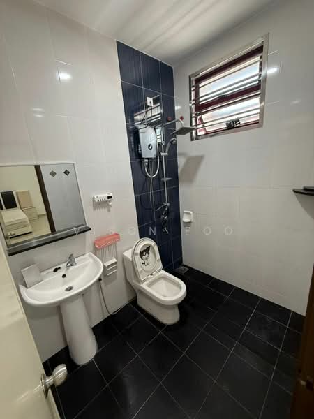 2-storey Terraced House for Rent in Skudai (Johor) - Vison Foo - Bathroom - PropertyGuru.com.my