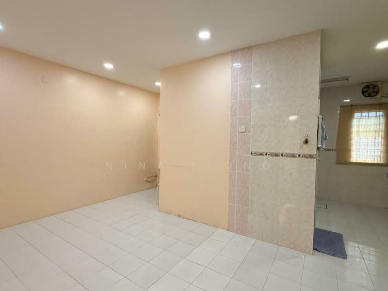 Semi-Detached House for Sale in Setia Pearl Island (Bayan Lepas) - Nina Teong - Bedroom - PropertyGuru.com.my