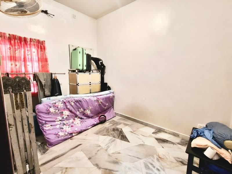 2-storey Terraced House for Sale in Taman Sri Putri (Skudai) - Wendy Too - Bedroom - PropertyGuru.com.my