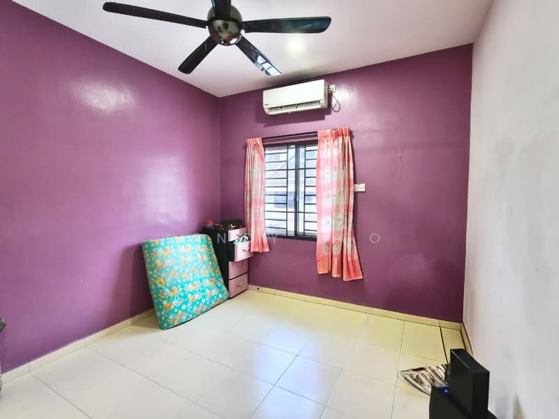 2-storey Terraced House for Sale in Taman Sri Putri (Skudai) - Wendy Too - Bedroom - PropertyGuru.com.my