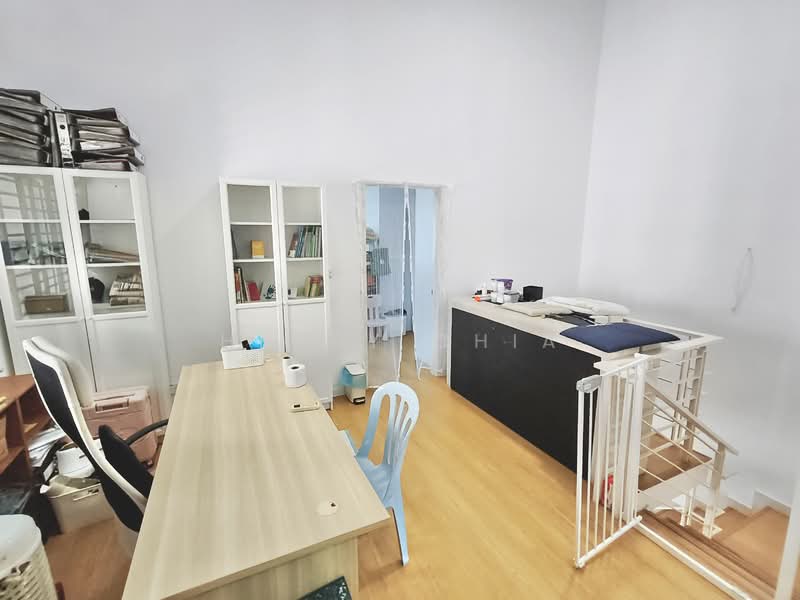 Terraced House for Sale in Semenyih (Selangor) - Henry Chia - Study - PropertyGuru.com.my