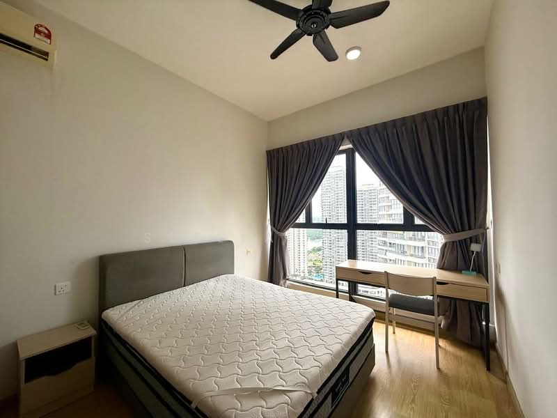 Bay Laurel @ Country Garden Danga Bay untuk Untuk Disewa - RM 2,400 /bulan, Apr 2026 - Bedroom - PropertyGuru.com.my