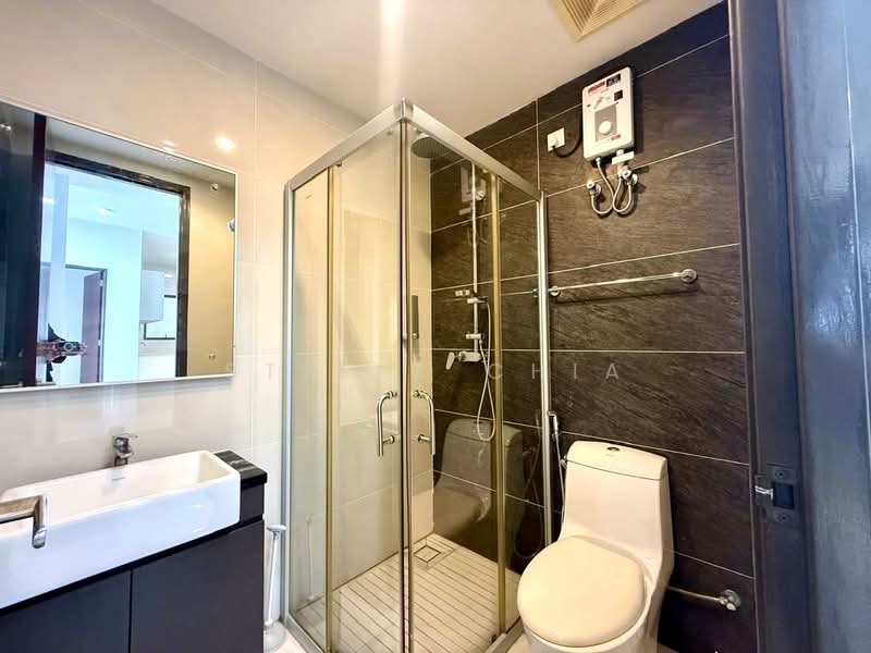 Bay Laurel @ Country Garden Danga Bay untuk Untuk Disewa - RM 2,400 /bulan, Apr 2026 - Bathroom - PropertyGuru.com.my
