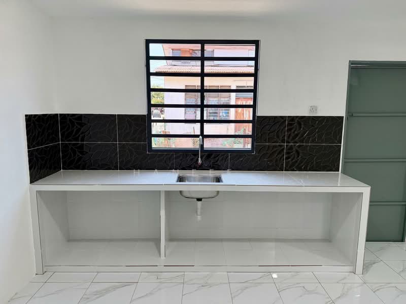 (Fully Renovated) Teres 1 Tingkat - Taman Bandar Baru - Sungai Lalang untuk Untuk Dijual - RM 235,000, Apr 2026 - Kitchen - PropertyGuru.com.my