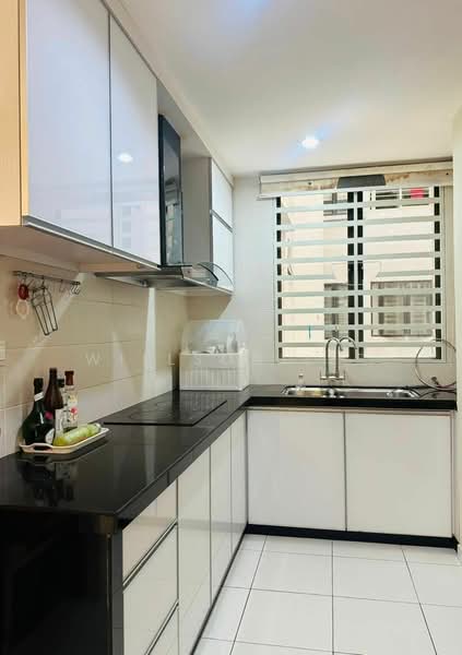 Telaga Emas untuk Untuk Disewa - RM 1,600 /bulan, Mac 2026 - Kitchen - PropertyGuru.com.my