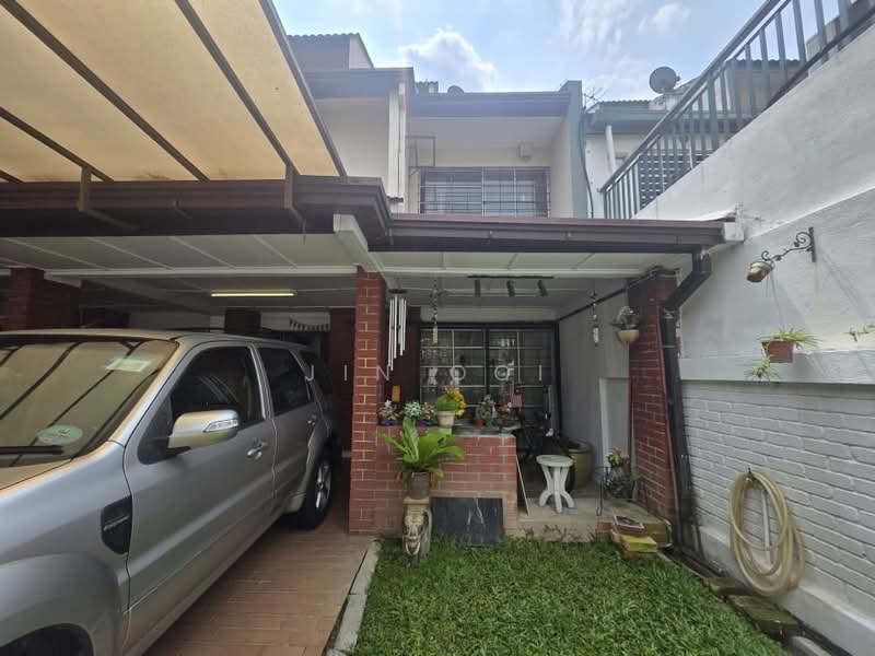 2.5-storey Terraced House for Sale in Subang Jaya (Selangor) - Jin Ooi - Exterior - PropertyGuru.com.my