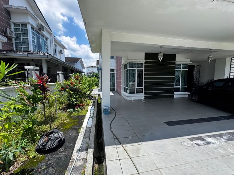Semi-Detached House for Sale in Taman Universiti (Skudai) - Jaz Lee - PropertyGuru.com.my