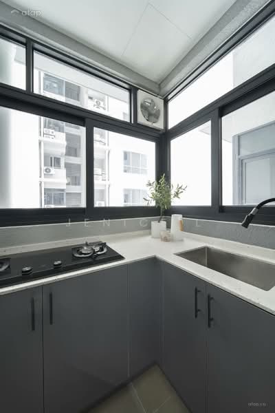 Service Residence for Sale at Emerald 9 - Jenice L - Kitchen - PropertyGuru.com.my