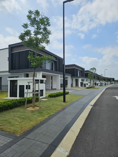 Semi-Detached House for Sale in Telok Panglima Garang (Selangor) - Jack Lim - Exterior - PropertyGuru.com.my