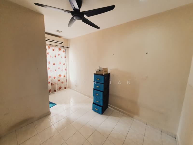 2-storey Terraced House for Sale in TAMAN PUCHONG UTAMA (Puchong) - Jason Tan - Interior - PropertyGuru.com.my