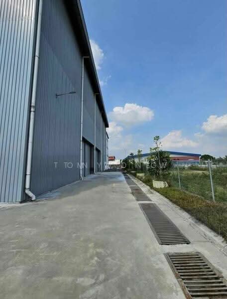 Factory for Rent in Seri Kembangan (Selangor) - Tony Liew - Exterior - PropertyGuru.com.my