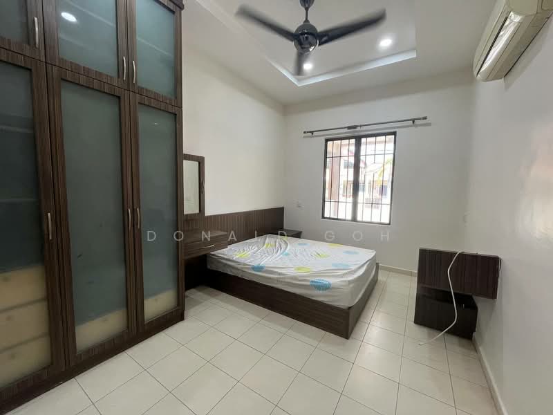 1-storey Terraced House for Rent in Bandar Seri Botani (Simpang Pulai) - Donald Goh - Bedroom - PropertyGuru.com.my