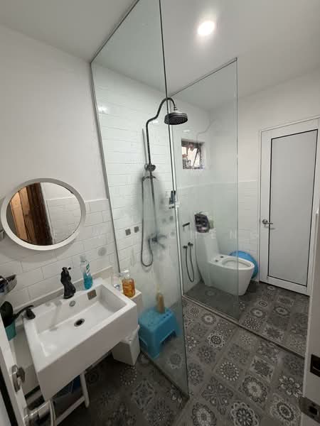 Rumah Teres 2 Tingkat untuk Dijual di Seri Kembangan (Selangor) - Edwin Cheng - Bathroom - PropertyGuru.com.my