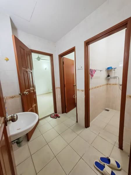 Taman Meranti Jaya untuk Untuk Dijual - RM 760,000, Apr 2026 - Bathroom - PropertyGuru.com.my