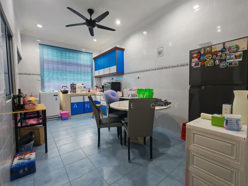 Rumah Teres 1 Tingkat untuk Dijual di Taman Universiti - Tan Wee Che - Kitchen - PropertyGuru.com.my