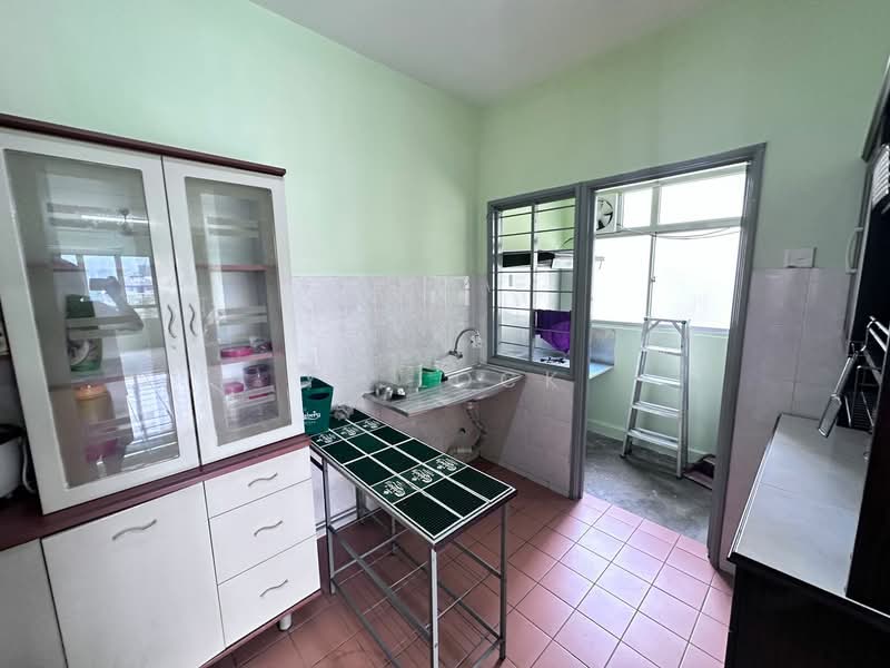 Apartment for Rent at Desa Tanjung - YS Lock - Kitchen - PropertyGuru.com.my