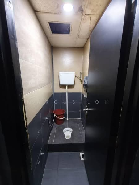 Shop for Sale in Bandar Baru Permas Jaya (Permas Jaya) - Marcus Loh - Bathroom - PropertyGuru.com.my