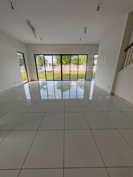 2-storey Terraced House for Sale in Seremban (Negeri Sembilan) - Lai Kah Chun - Living Room - PropertyGuru.com.my