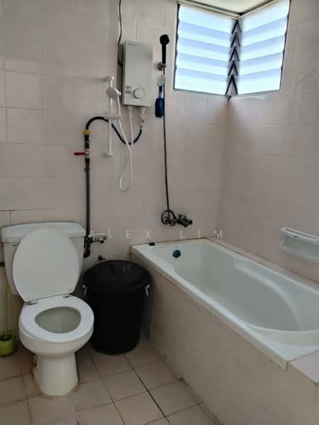 Miami Green untuk Untuk Disewa - RM 1,900 /bulan, Apr 2026 - Bathroom - PropertyGuru.com.my
