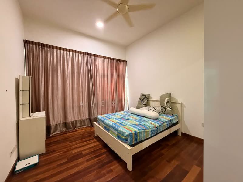 Kondominium untuk Disewa di Ferringhi Residence - Alex Lim - Bedroom - PropertyGuru.com.my