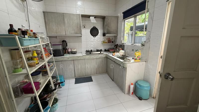 Semi-Detached House for Sale in Seksyen U9 (Shah Alam) - Noraini Dahan - Kitchen - PropertyGuru.com.my