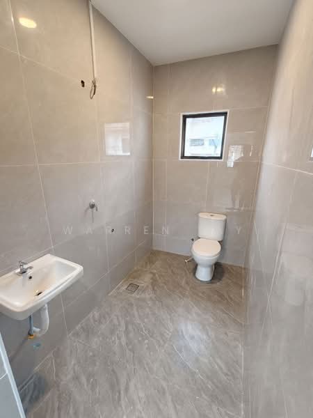 2-storey Terraced House for Sale in Taman Seri Orkid (Skudai) - Warren Tay - Bathroom - PropertyGuru.com.my