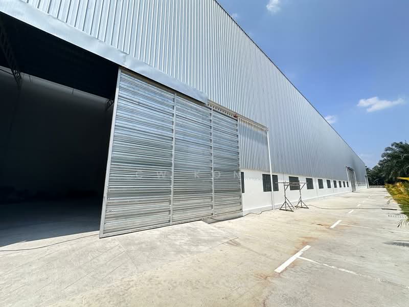 Warehouse for Sale in Kampung Bukit Changgang (Tanjong Duabelas) - CW Kong - Exterior - PropertyGuru.com.my