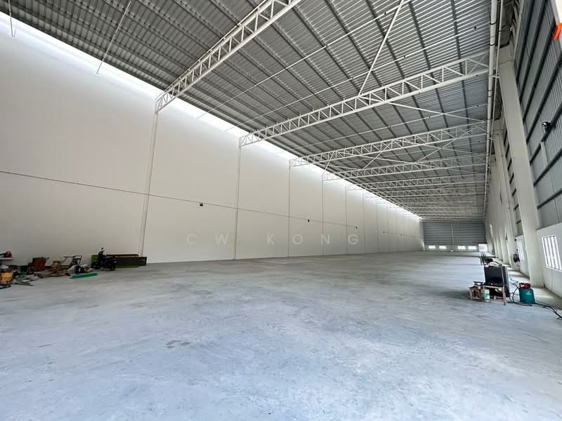 Warehouse for Sale in Kampung Bukit Changgang (Tanjong Duabelas) - CW Kong - Interior - PropertyGuru.com.my