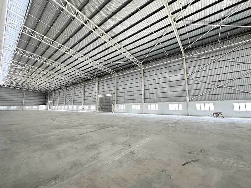 Warehouse for Sale in Kampung Bukit Changgang (Tanjong Duabelas) - CW Kong - Interior - PropertyGuru.com.my