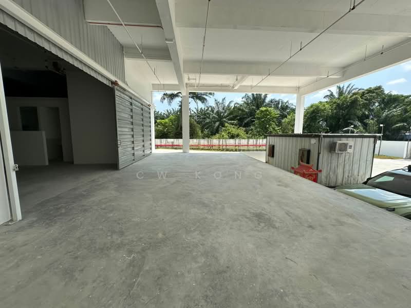Warehouse for Sale in Kampung Bukit Changgang (Tanjong Duabelas) - CW Kong - Exterior - PropertyGuru.com.my