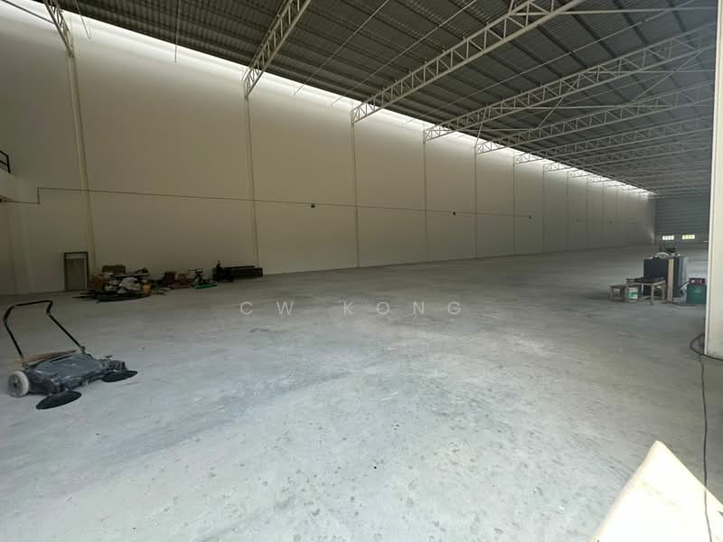 Warehouse for Sale in Kampung Bukit Changgang (Tanjong Duabelas) - CW Kong - Interior - PropertyGuru.com.my