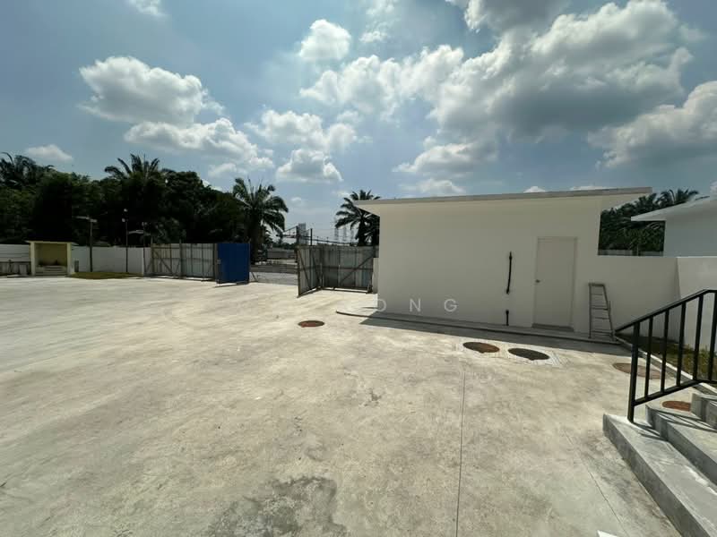 Warehouse for Sale in Kampung Bukit Changgang (Tanjong Duabelas) - CW Kong - Exterior - PropertyGuru.com.my